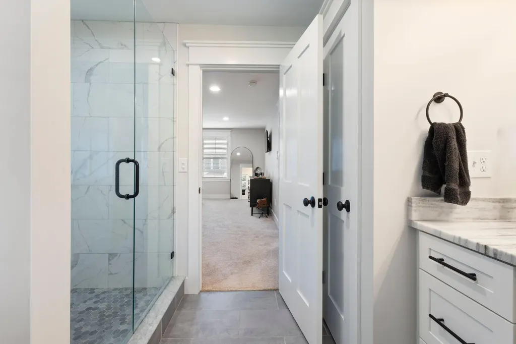 28 Fawn Woods Way Westbrook ME 04092