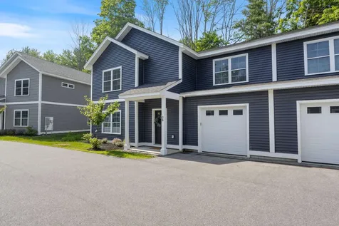 28 Fawn Woods Way Westbrook ME 04092