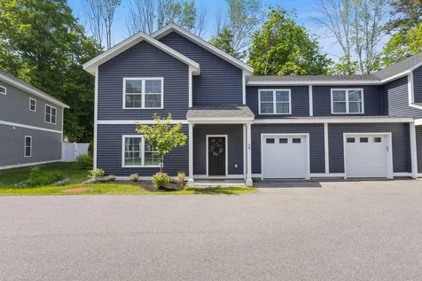 28 Fawn Woods Way Westbrook ME 04092