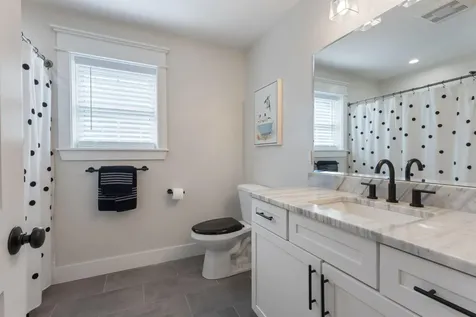 28 Fawn Woods Way Westbrook ME 04092