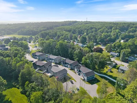 28 Fawn Woods Way Westbrook ME 04092