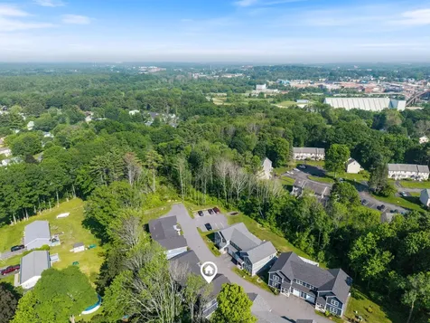28 Fawn Woods Way Westbrook ME 04092