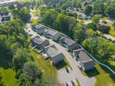 28 Fawn Woods Way Westbrook ME 04092