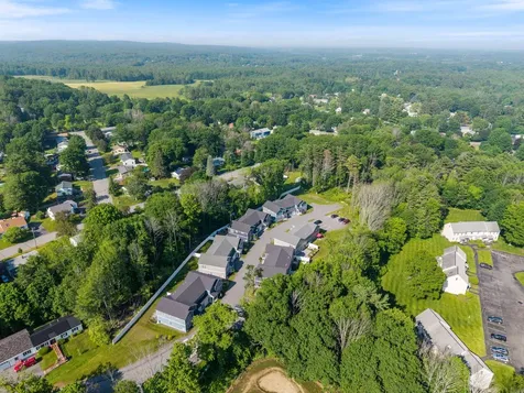 28 Fawn Woods Way Westbrook ME 04092