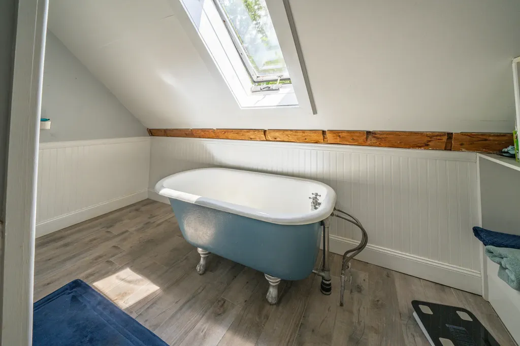 26 Kaler Street Winterport ME 04496