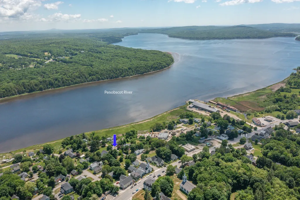 26 Kaler Street Winterport ME 04496
