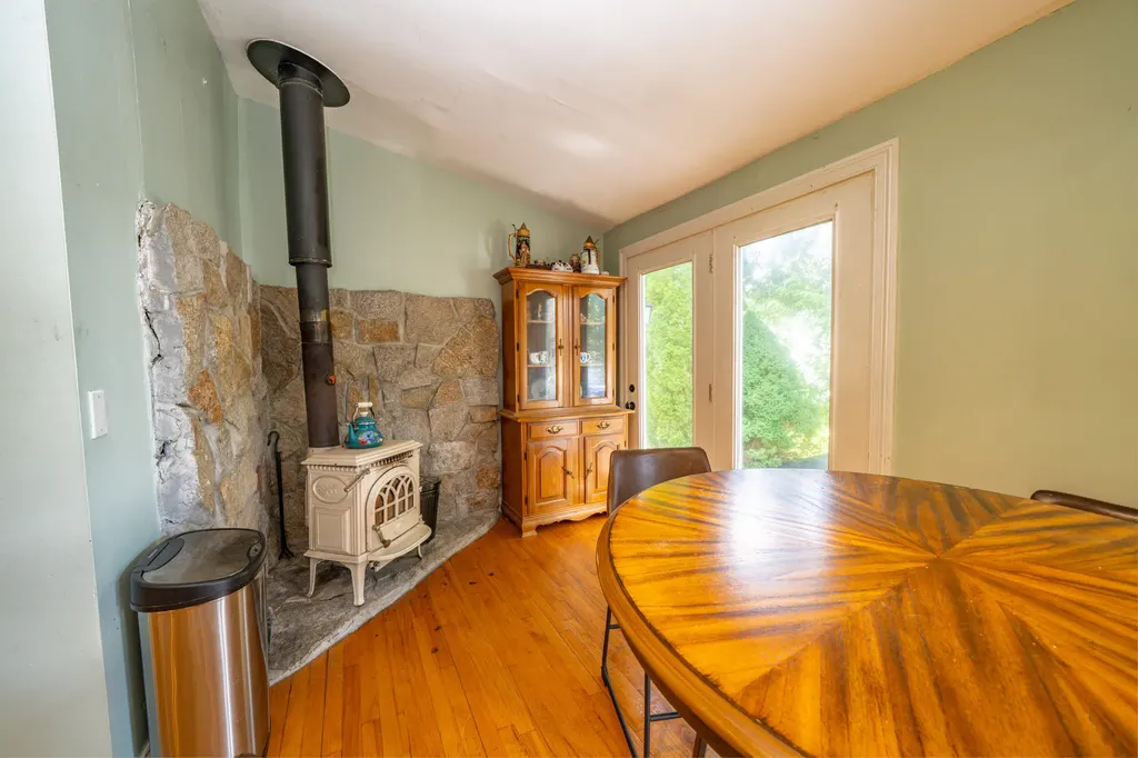 26 Kaler Street Winterport ME 04496