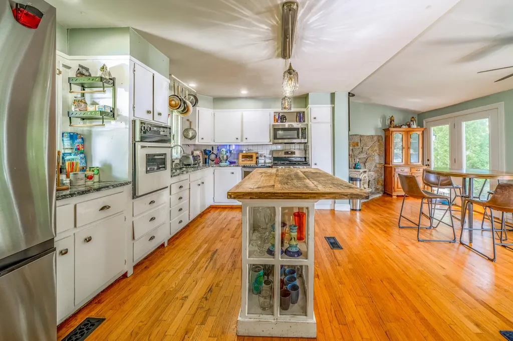 26 Kaler Street Winterport ME 04496