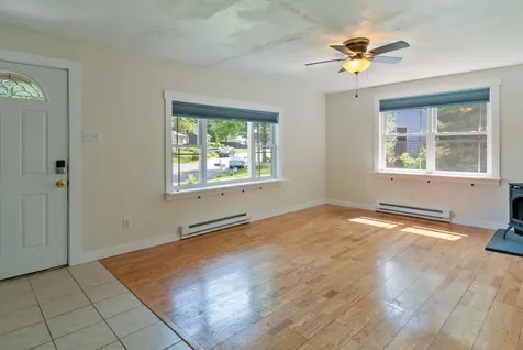 86 Merrymeeting Road Brunswick ME 04011