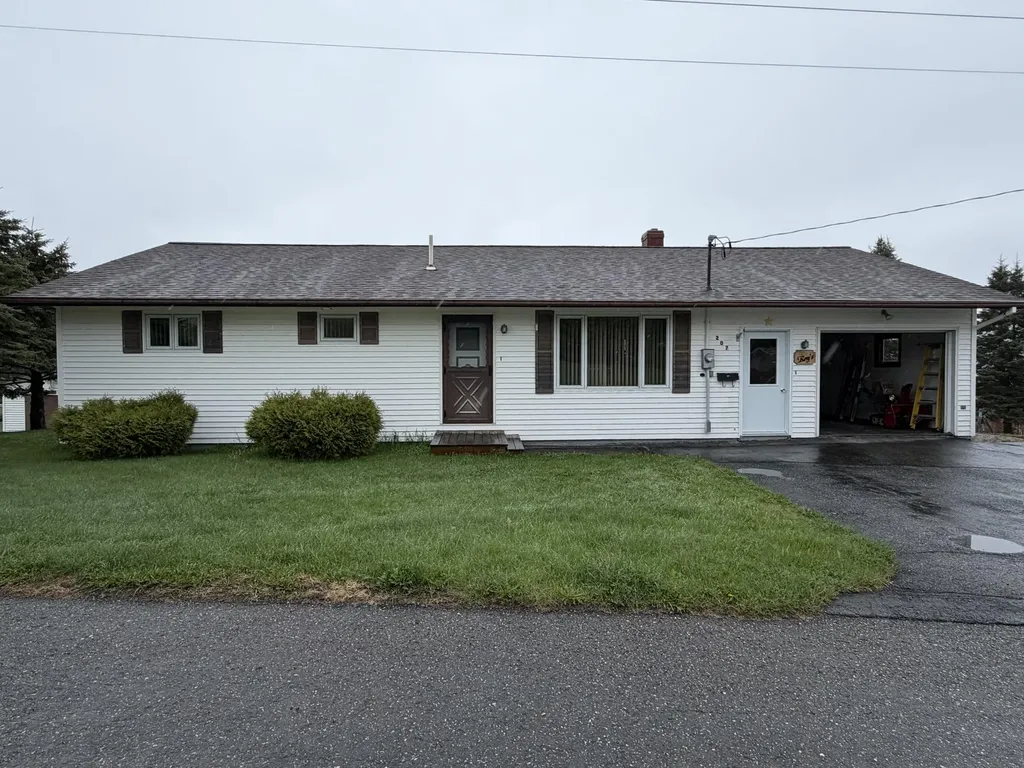 207 7th Avenue Madawaska ME 04756