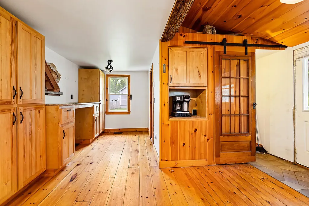 40 Albee Road Augusta ME 04330