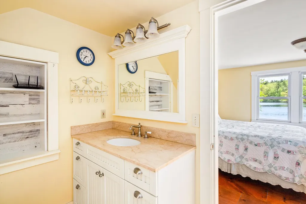68 Poland Road Lincolnville ME 04849