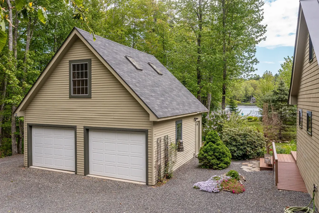 68 Poland Road Lincolnville ME 04849