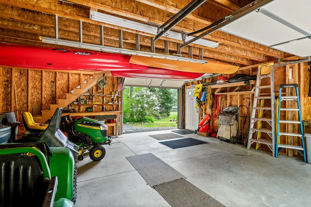68 Poland Road Lincolnville ME 04849