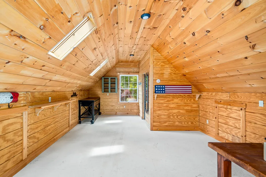 68 Poland Road Lincolnville ME 04849