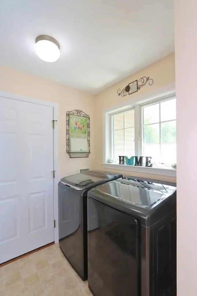 19 Sprucewood Drive Eddington ME 04428