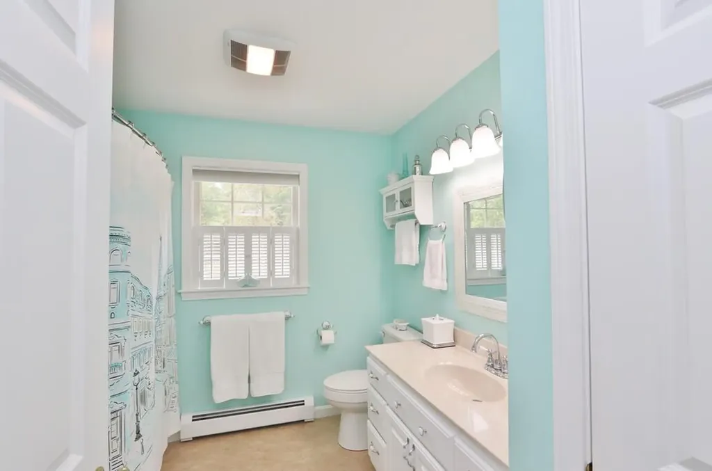 19 Sprucewood Drive Eddington ME 04428