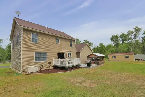 19 Sprucewood Drive Eddington ME 04428