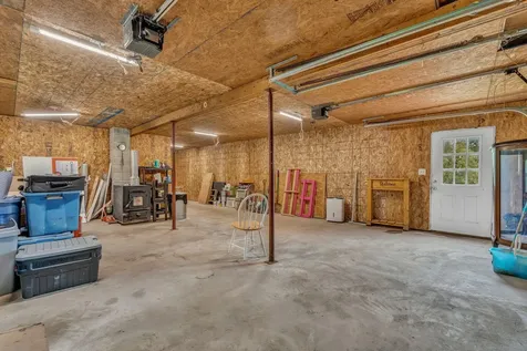 33 Gardiner Street Sherman ME 04776