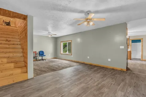 33 Gardiner Street Sherman ME 04776