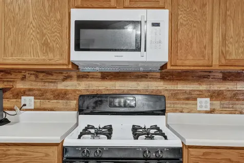 33 Gardiner Street Sherman ME 04776