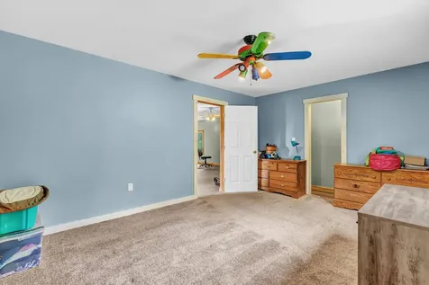 33 Gardiner Street Sherman ME 04776