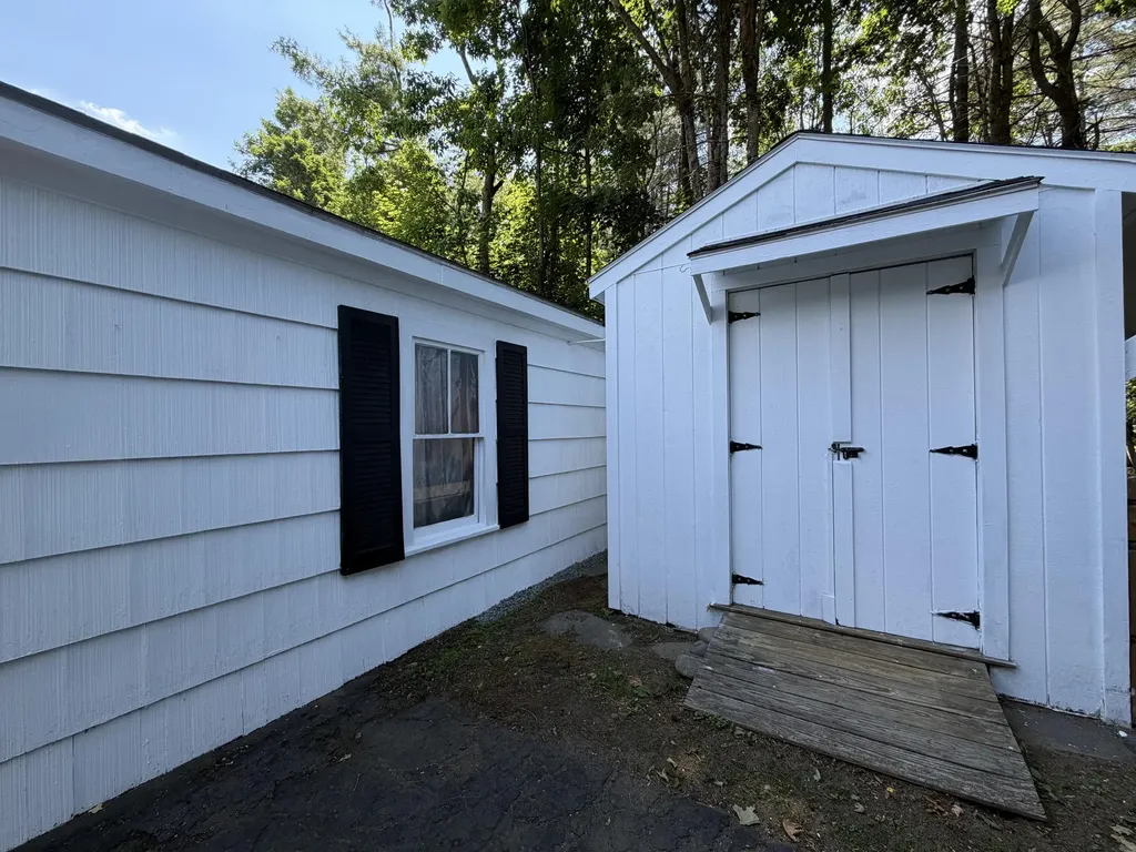 15 Arbor Drive Veazie ME 04401