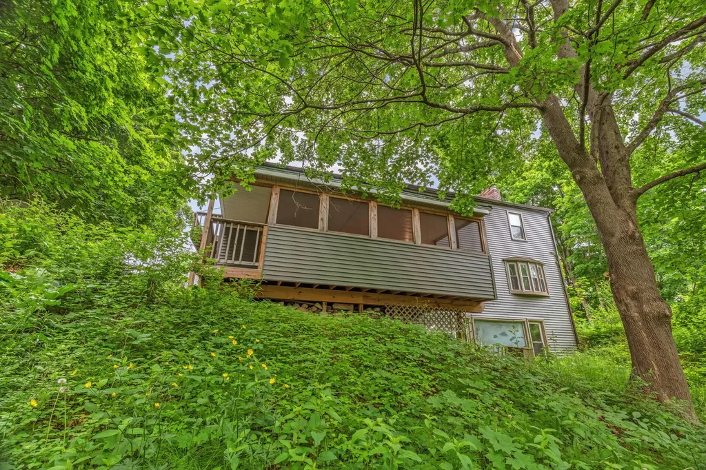 39 Manning Avenue Lewiston ME 04240