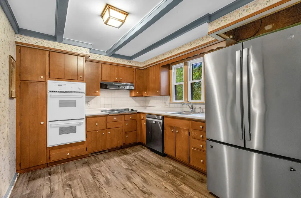 39 Manning Avenue Lewiston ME 04240