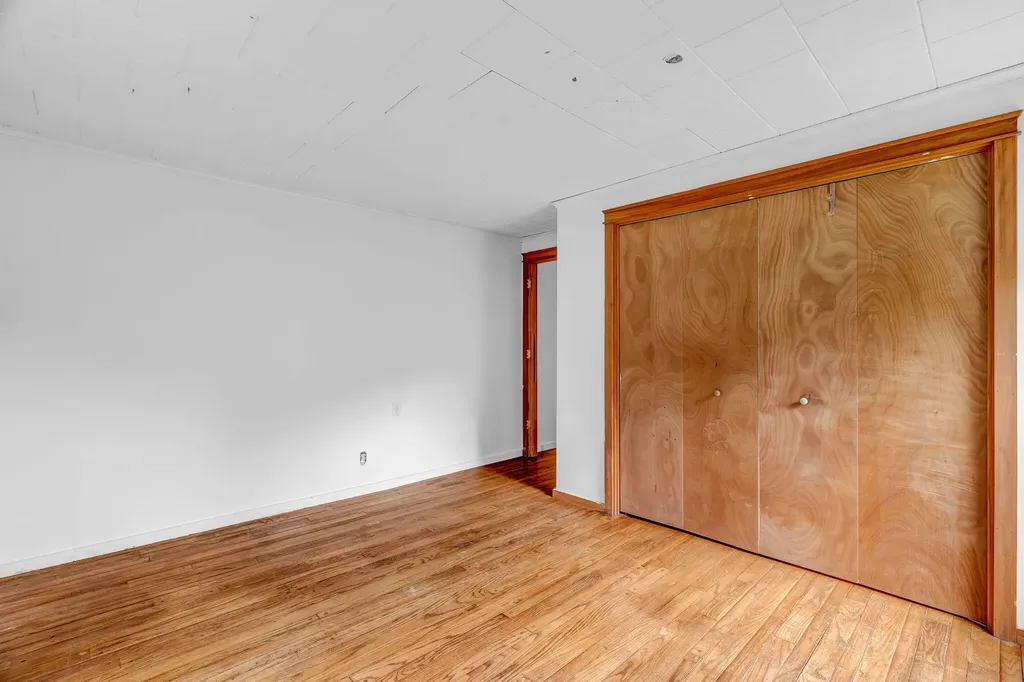 39 Manning Avenue Lewiston ME 04240