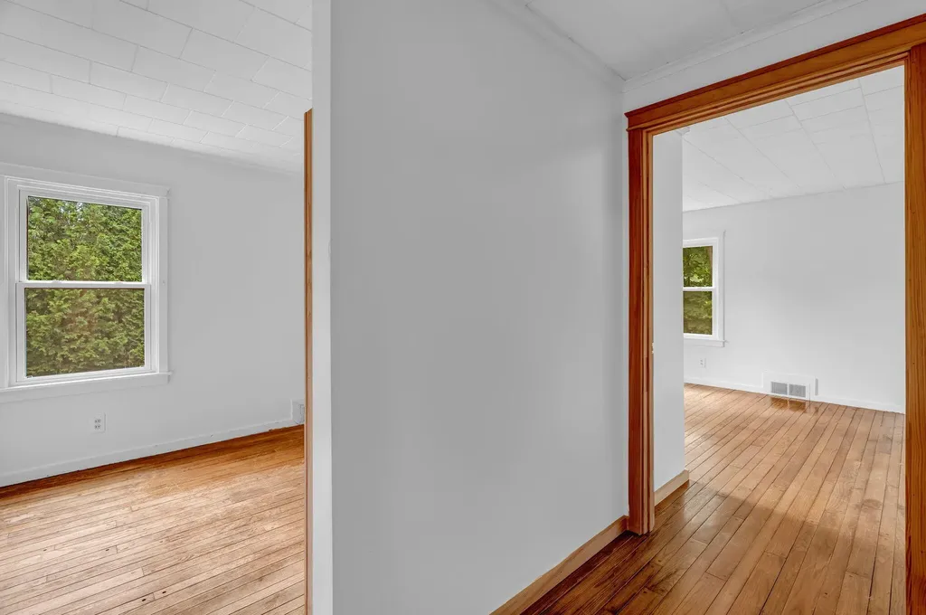 39 Manning Avenue Lewiston ME 04240