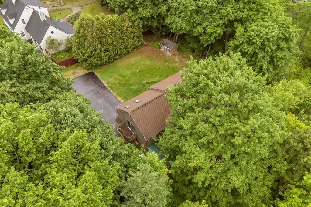 39 Manning Avenue Lewiston ME 04240