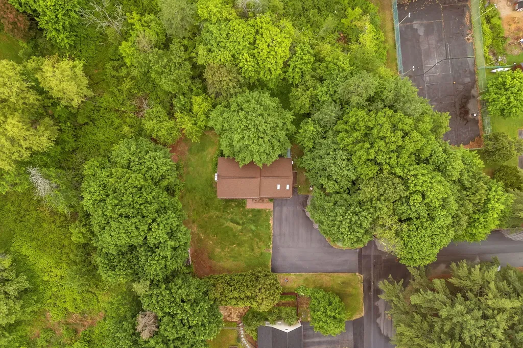 39 Manning Avenue Lewiston ME 04240