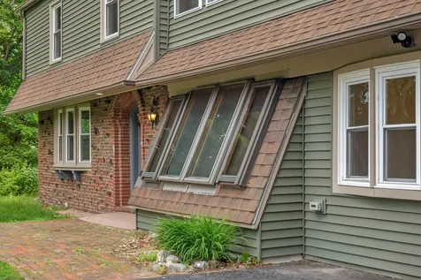 39 Manning Avenue Lewiston ME 04240