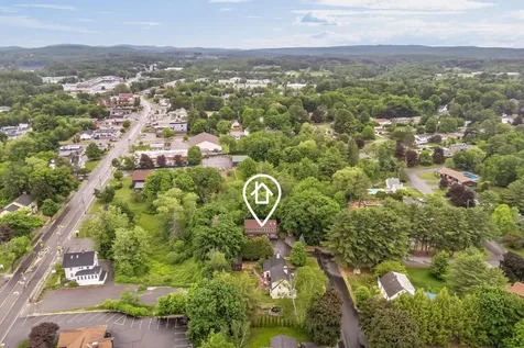 39 Manning Avenue Lewiston ME 04240