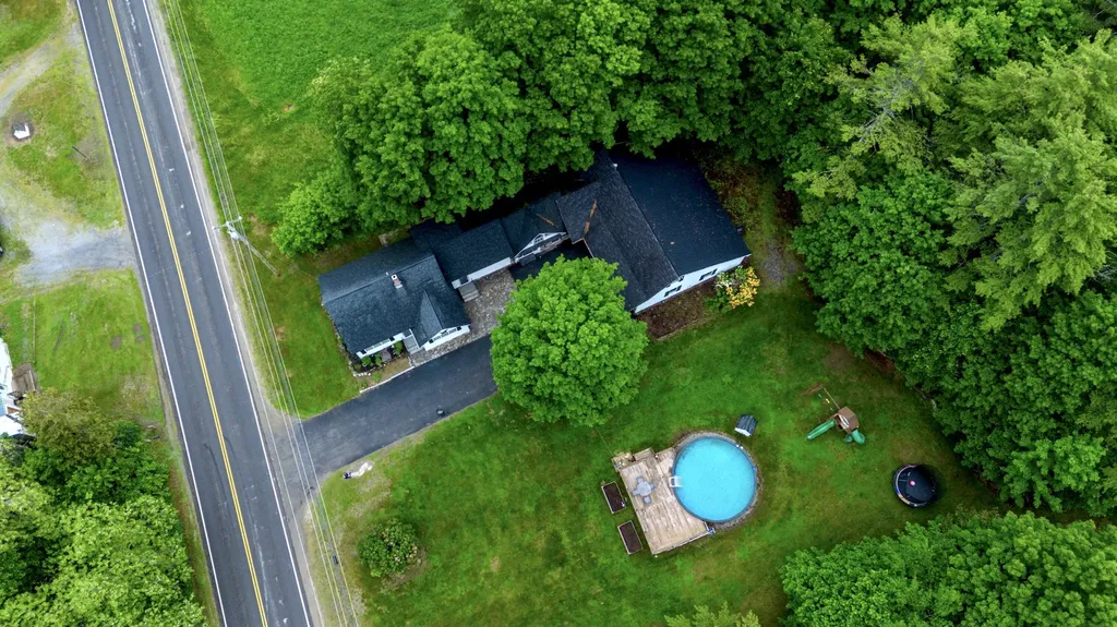 19 Stetson Road Newport ME 04953
