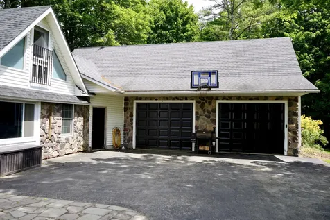 19 Stetson Road Newport ME 04953
