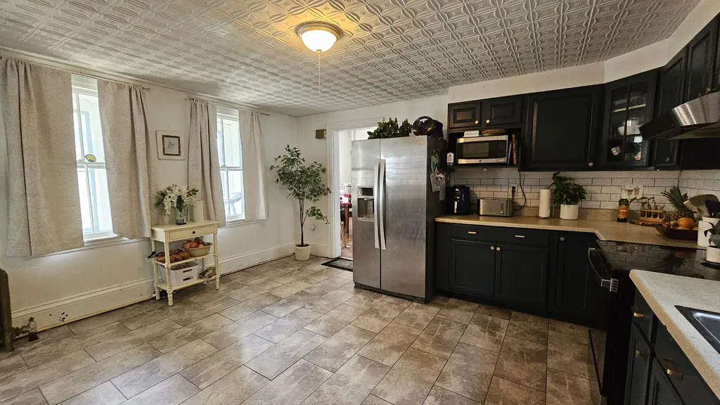 423 Hammond Street Bangor ME 04401