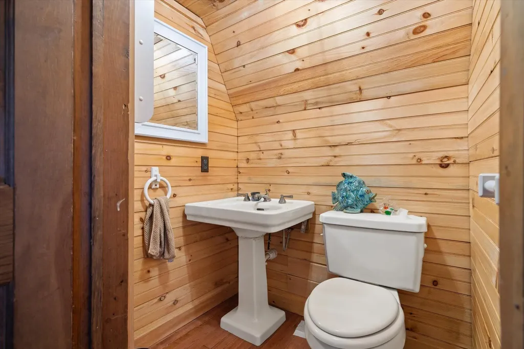 351 Bagley Mountain Road Lincoln ME 04457