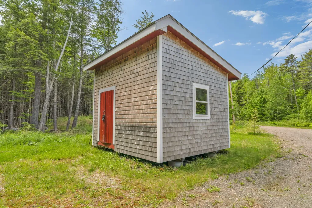 538 Cedar Lake Road T3 R9 Nwp ME 04462