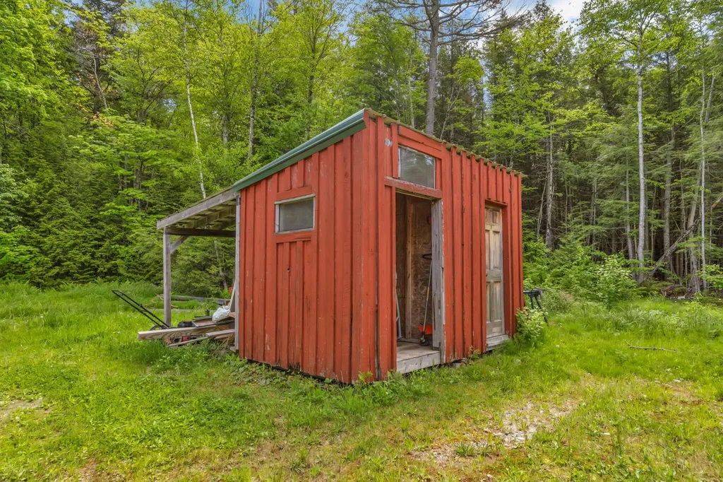 538 Cedar Lake Road T3 R9 Nwp ME 04462