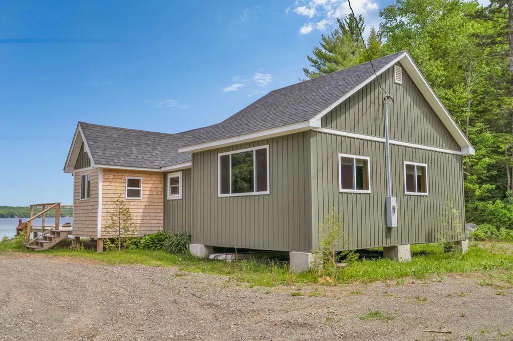 538 Cedar Lake Road T3 R9 Nwp ME 04462