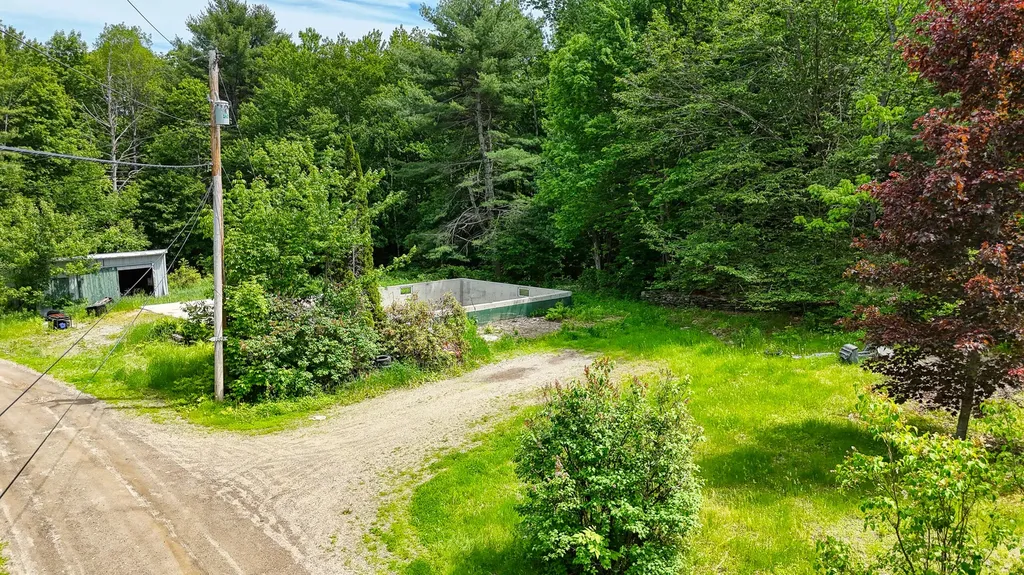 1075 Hill Road Clinton ME 04927