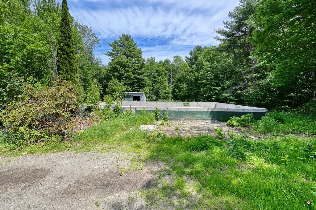 1075 Hill Road Clinton ME 04927