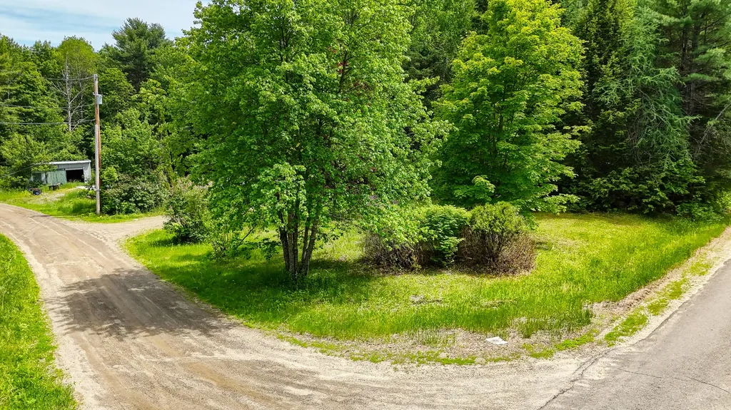 1075 Hill Road Clinton ME 04927