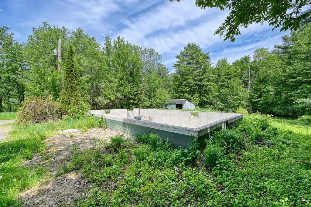 1075 Hill Road Clinton ME 04927