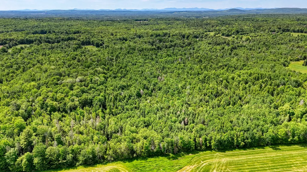 1075 Hill Road Clinton ME 04927
