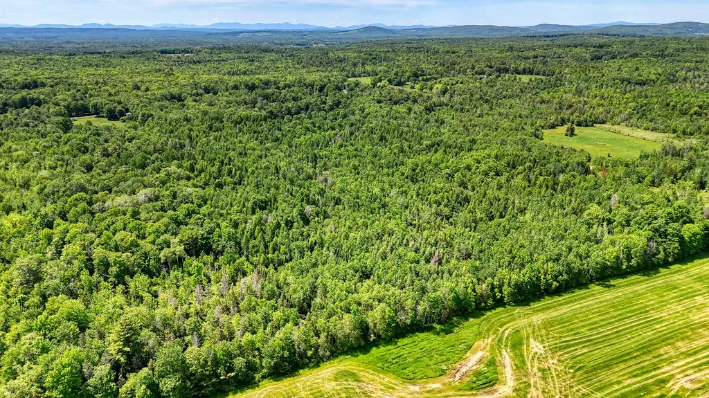 1075 Hill Road Clinton ME 04927