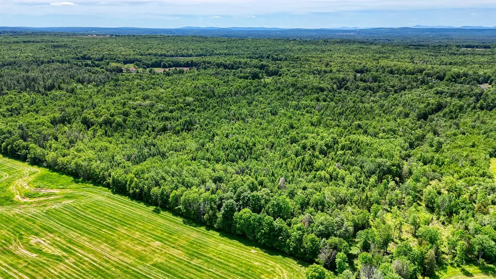 1075 Hill Road Clinton ME 04927