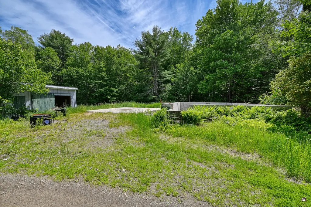 1075 Hill Road Clinton ME 04927